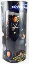 Babylon 5 - Captain John Sheridan (tenue noire) (25cm) - Exclusive Premiere