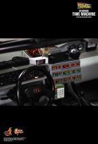 Back to the Future - Hot Toys MMS260 - Delorean Time Machine (Part.1) 1:6 Scale