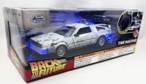 Back to the Future - Jada - 1:24 Scale Delorean Time Machine \ Frost\  Part.1 with lights