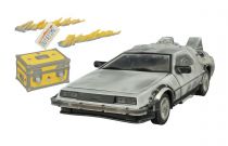 Back to the Future Part.I - Diamond Select Toys Delorean 1/15 Scale Time Iced Machine 30th Anniversary (Light & Sound Effects)