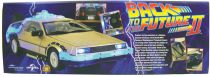 Back to the Future Part.I - Diamond Select Toys Delorean 1/15 Scale Time Machine (Light & Sound Effects)