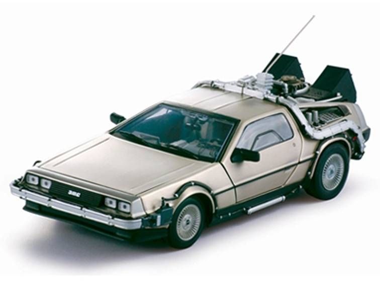 Back to the Future II Delorean Floating DX version - Tokyo Zerostar Store