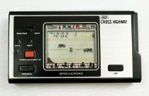 Bandai Electronics - Handheld Game - Cross Highway / Passage de Piétons (occasion)