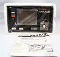 bandai_electronics___handheld_lcd_game___zaxxon__double_panel__05