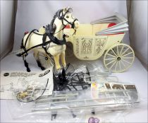 Barbie\'s Dream Carriage with one horse - Mattel 1982 (ref.5440)