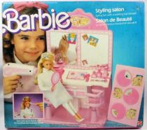 Barbie\'s Styling salon - Mattel 1987 (ref.3873)