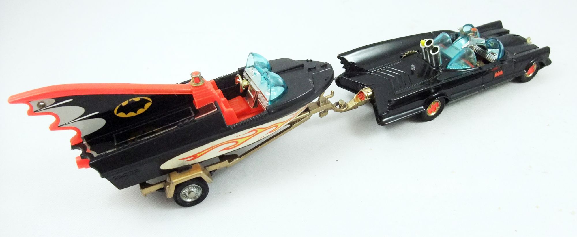 Corgi Toys Gift Set Batmobile and Batboat c1967