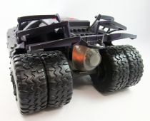 Batman Begins - Light & Sound Tumbler Batmobile - Mattel 2005