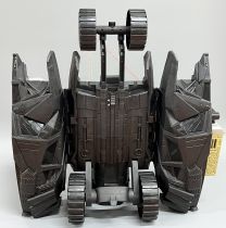 Batman Begins - Mattel - Batmobile / Gotham City (Tumbler Transforming Playset)