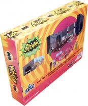 Batman Classic 1966 TV Series - Mezco - 5 Points Deluxe boxed set figures with Batmobile & Batcave