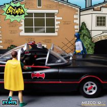 Batman Classic 1966 TV Series - Mezco - 5 Points Deluxe boxed set figures with Batmobile & Batcave