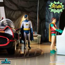 Batman Classic 1966 TV Series - Mezco - 5 Points Deluxe boxed set figures with Batmobile & Batcave