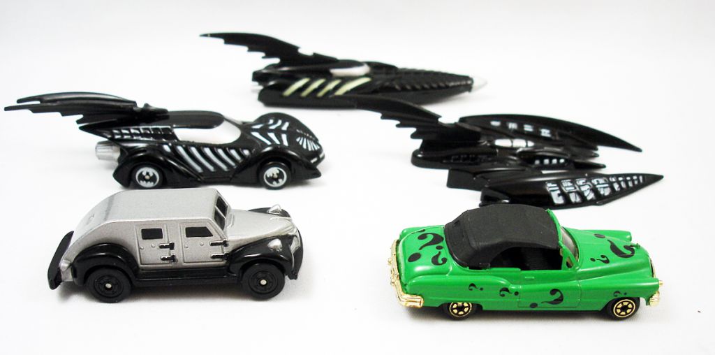 Batman Forever - Set of 5 die-cast vehicles : Batmobile, Batboat, Batwing,  Riddler Car, Two-Face Armored Car