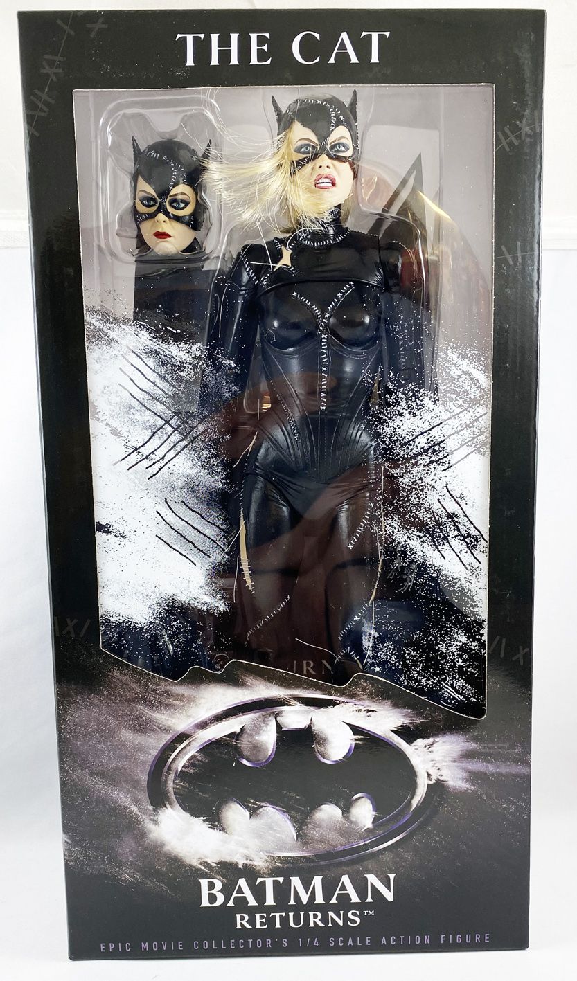 Batman Returns - Catwoman (Michelle Pfeiffer) - Epic Movie Collector's 1/4  Scale Action Figure NECA