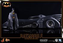 Batman The Movie (1989) - Batmobile 1:6 Scale - Hot Toys
