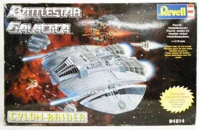 Battlestar Galactica - Revell - Cylon Raider
