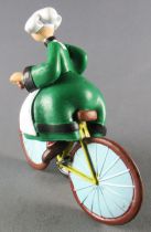 Bécassine - Figurine PVC Plastoy 2019 - Bécassine à Vélo