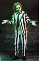 Beetlejuice - NECA - Betelgeuse (Striped Suit) - Figurine Ultimate 18cm