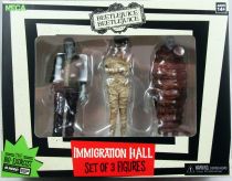 Beetlejuice - NECA - Pvc figures set \ Immigration Hall\  : Richard, Immigration Officer, Anaconda Man
