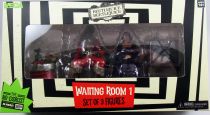 Beetlejuice - NECA - Set de 3 figurines PVC \ Waitong Room 1\  : Santa, Delia Deetz, Escape Artist