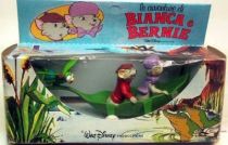 Bernard & Bianca  - The overcraft- leaf - Mint in Cb Toys Box
