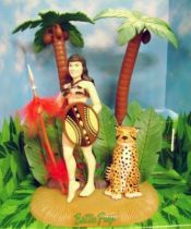 (Bettie Page - Dark Horse Comics - Posable Figure - Jungle Bettie Page