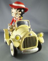 Betty Boop - 10inch Resin Statue - Betty Boop & Pudgy in convertible car (2003)