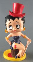 Betty Boop - Figurine PVC Marty Toy - Betty Boop assise sur un tonneau