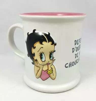 Betty Boop - Mug C�ramique \ D�fense d\'oublier de me chouchouter\ 
