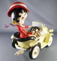 Betty Boop - Statue Résine 25cm - Betty Boop & Pudgy en voiture cabriolet (2003)