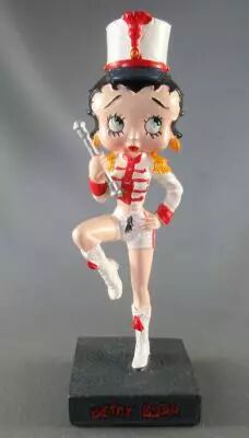 Betty Boop Majorette - Figurine R�sine M6 Interactions