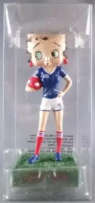 Betty Boop Soccer Player (France Team) - M6 Interactions Resin Figure Mint in Box
