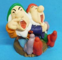 Blanche Neige - Figurine plastique - Nains Atchoum & Dormeur