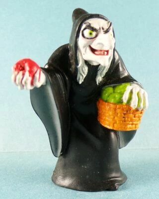 Blanche Neige - Figurine PVC Mattel - La Vieille Sorci�re