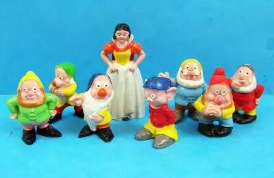 Blanche Neige & les 7 nains - S�rie Compl�te de 8 Figurines PVC Heimo