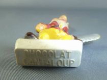 Blanche neige - Mini figurine Porte-clés Jim - Le nain Grincheux (Chocolat Cantaloup)