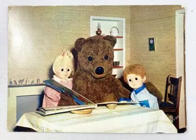 Bonne Nuit les Petits - Yvon Postal Card - N�1 Nounours & childrens reading a book