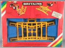 Britains - The Farm - Implement Folding Disc Harrow Mint in box (ref 9555)