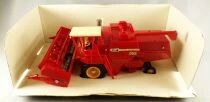 Britains - The Farm - Implement Massey Fergusson 760 Combine Harvester ref 9570 MIB