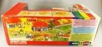 Britains - The Farm - Implement Massey Fergusson 760 Combine Harvester ref 9570 MIB