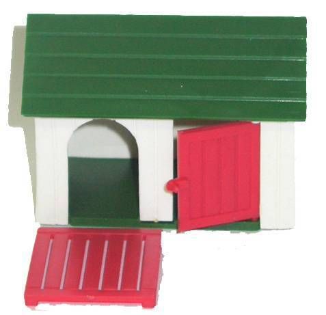 Britains The Farm Kennel Dog White Green Rouf Red Door Ref 4703
