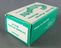 Britains - The Farm (Herald) - Pack of 6 hurdles (ref H1718)