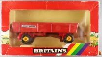 Britains 9567 - The Farm - Implement Massey Fergusson 4 Wheeled Trailer Mint in Box