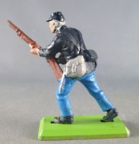 Britains Deetail - Federate - Footed advancing with rifle