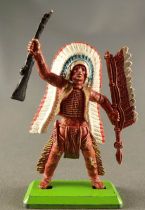 Britains Deetail - Indian - Footed Chief Brandishing Spear & Rifle