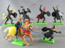 BRITAINS DEETAIL MOUNTED KNIGHTS 3 FIGURES SET#2 FACTORY NEW STOCK FREE SHIP 