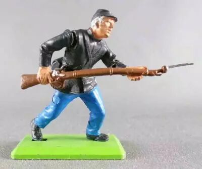 Britains Deetail - Nordiste - Pi�ton Chargeant avec Fusil
