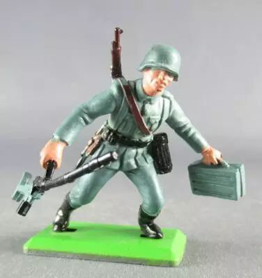 Britains Deetail - WW2 - Allemand - 1�re s�rie Mitrailleuse & boite de munitions