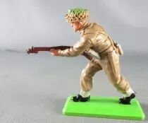 Britains Deetail - WW2 - Anglais - Chargeant avec Ba&iuml;onnette Etat Neuf