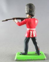 Britains Deetail Soldat de regiment Garde Anglais tireur fusil debout